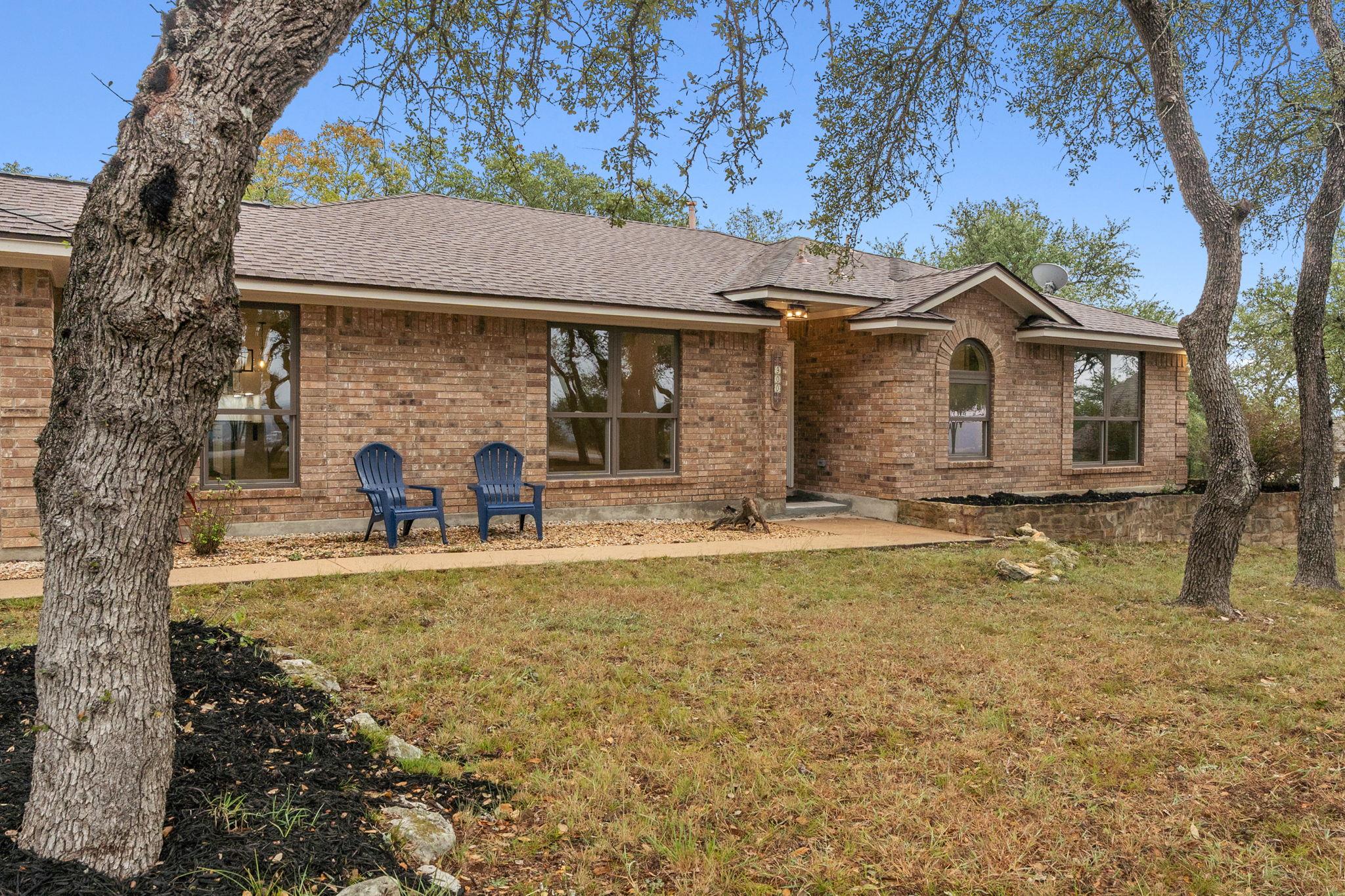 900 Morgan Hill, Dripping Springs, TX 78620 — photo 1