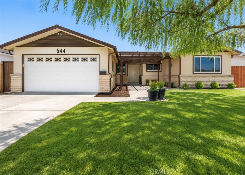 544 Meadow Lane