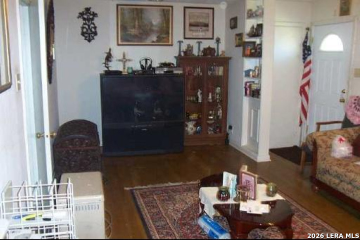134 Pilgrim Dr., ,  78213 — photo 1