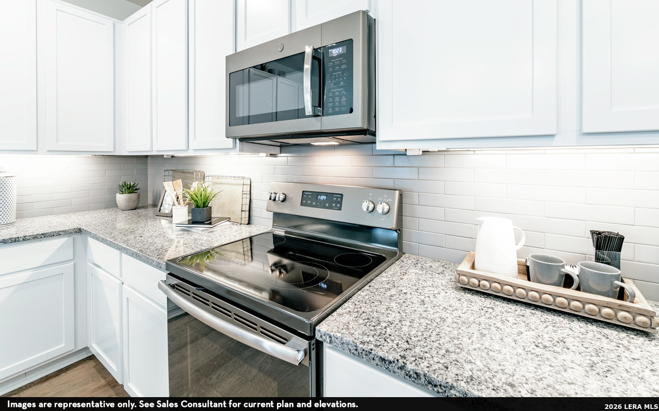1241 MARVIN GRV, , 78155 — photo 1
