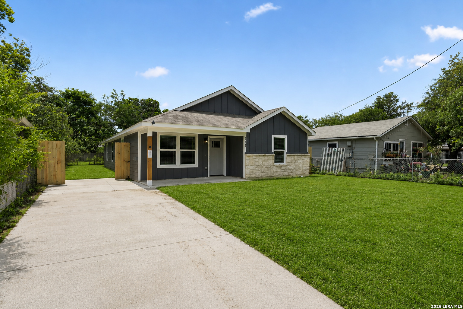 246 Jesse, ,  78237 — photo 1