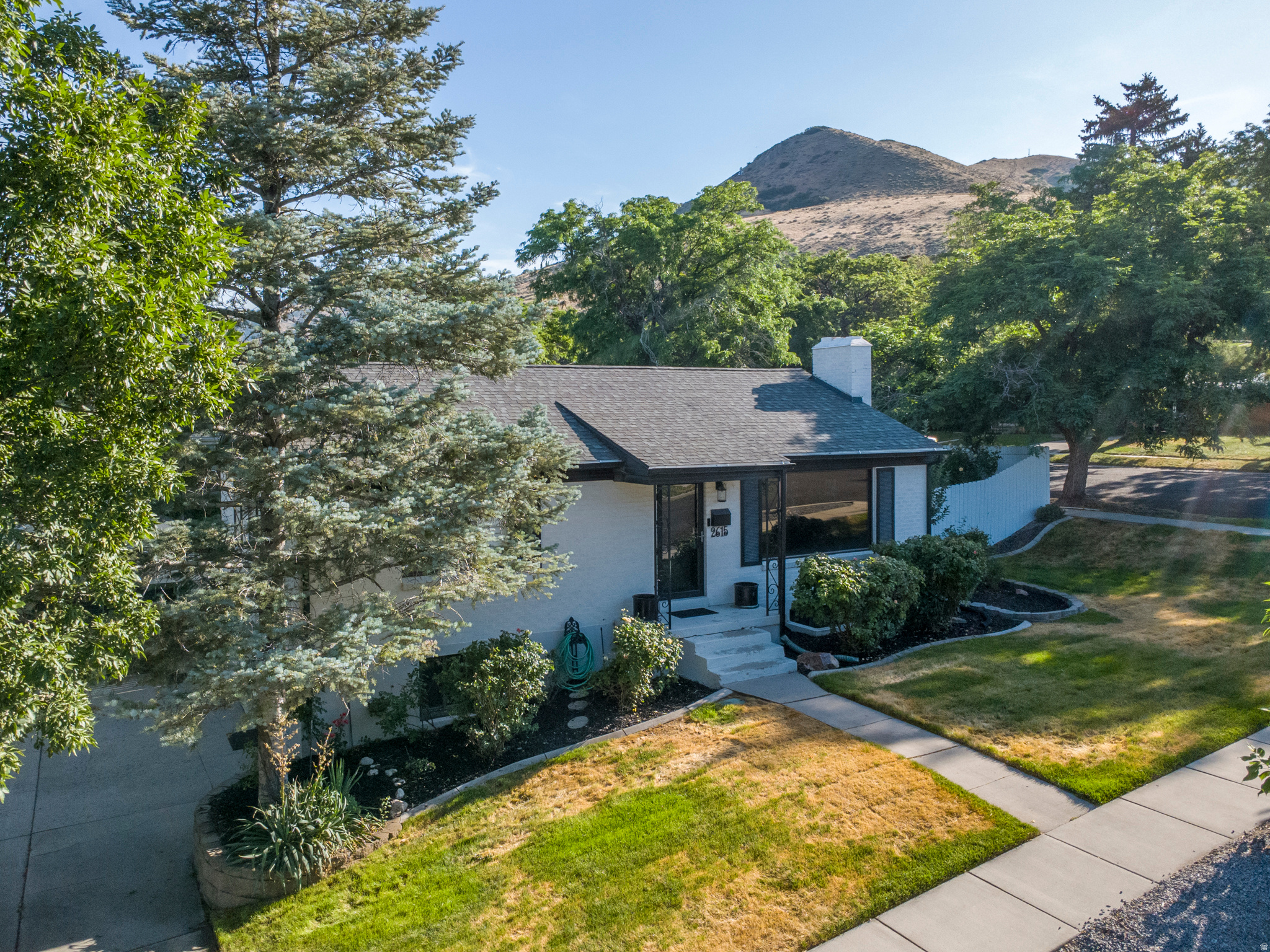 2615 E COMMONWEALTH AVE, Salt Lake City, UT 84109 — photo 1