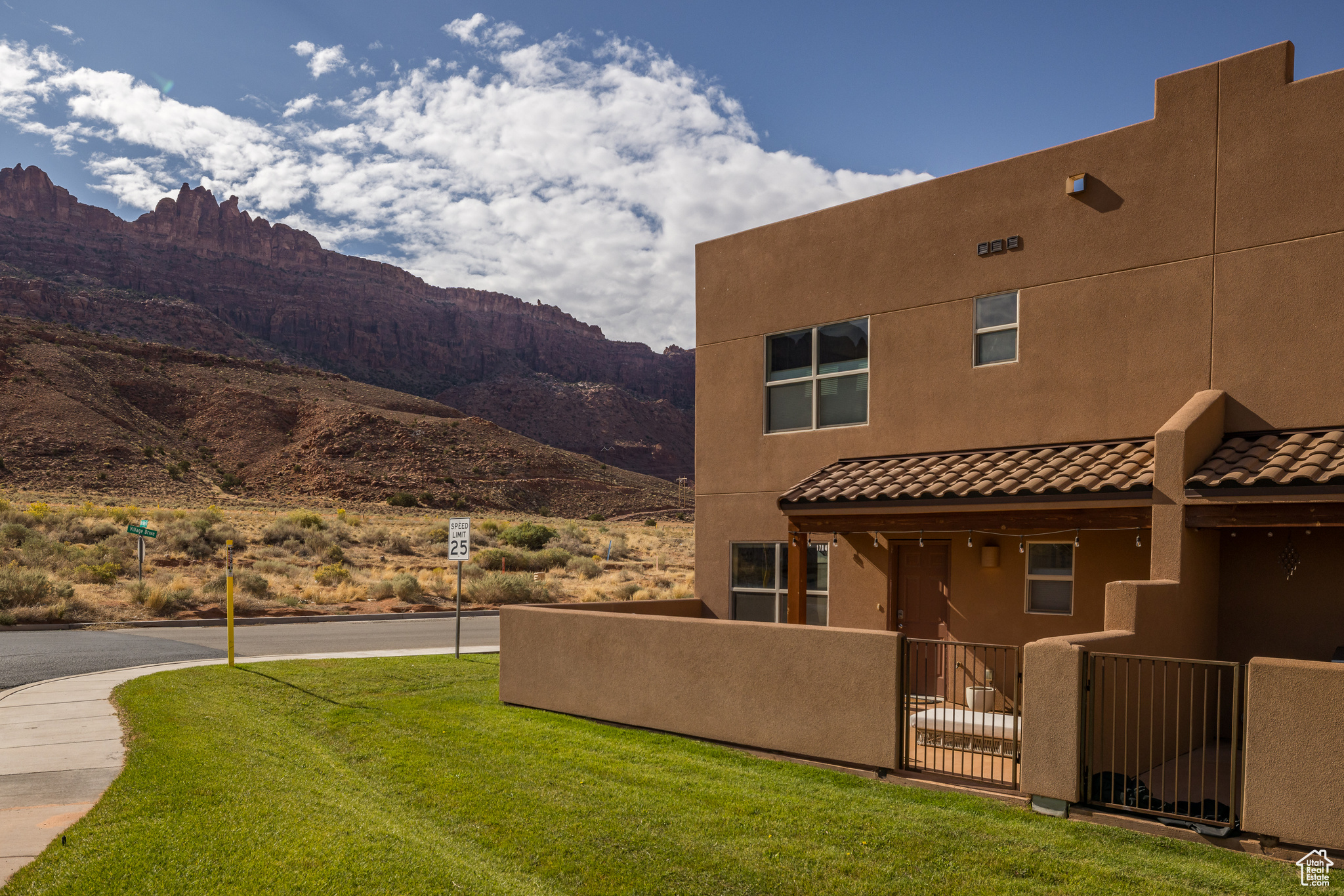 3853 S RED VALLEY CIR #17-A4, Moab, UT 84532 — photo 1