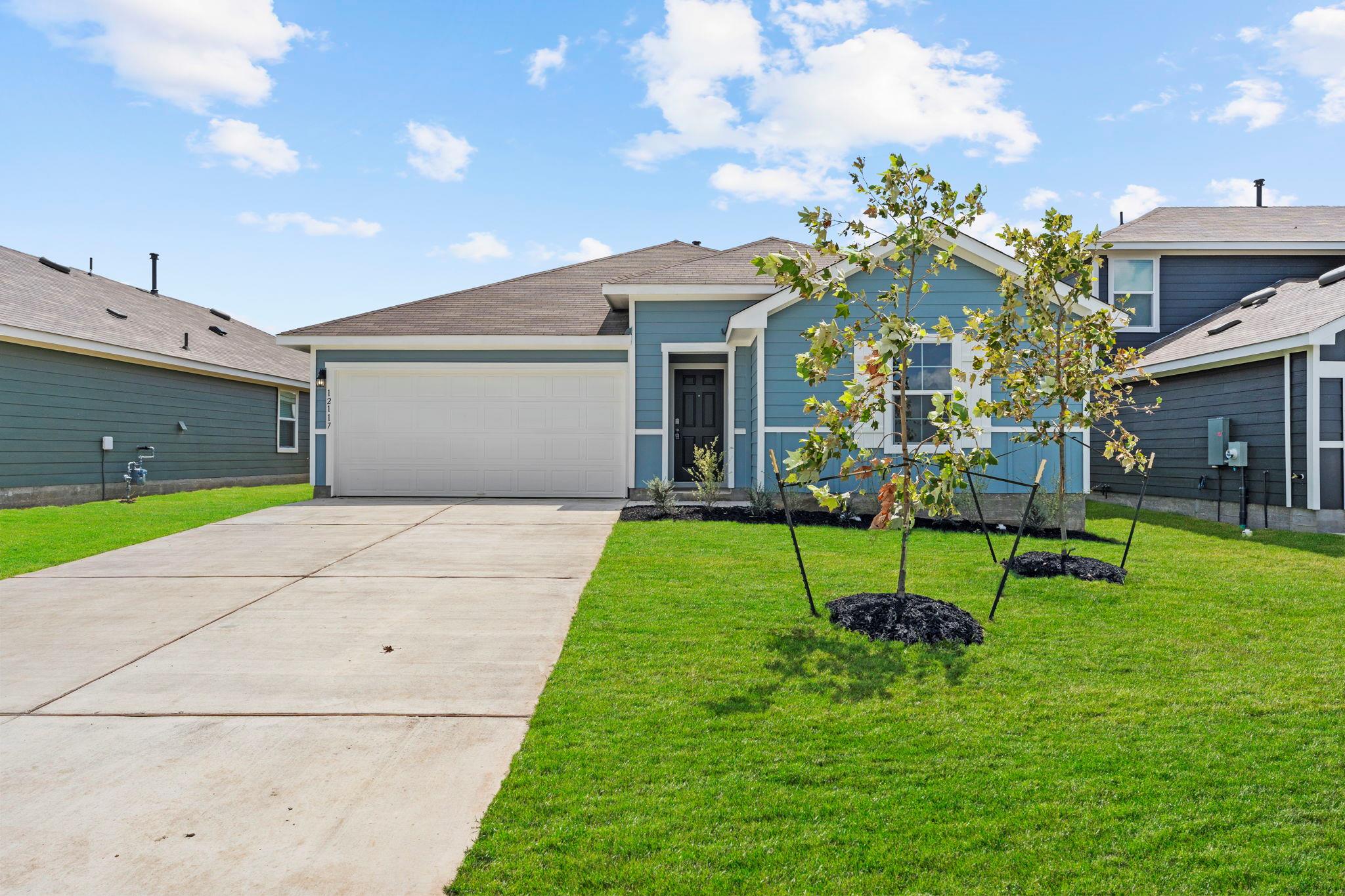 12117 Horseshoe Field, Mustang Ridge, TX 78610 — photo 1