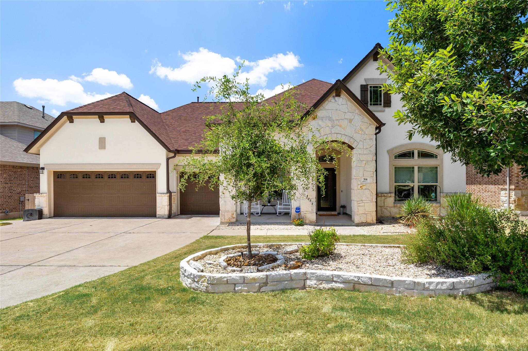 314 Merion, Austin, TX 78737 — photo 1