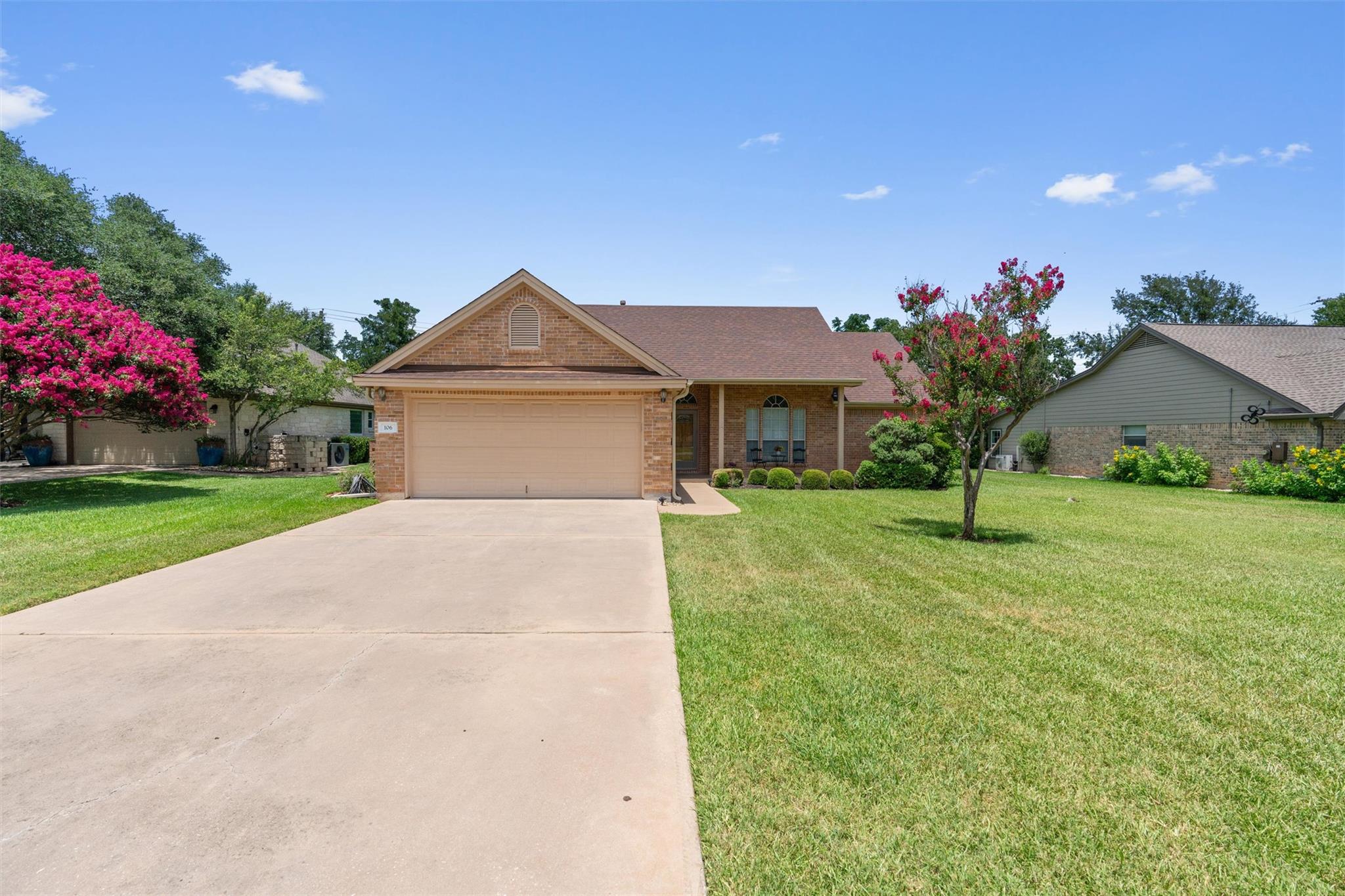 106 Stacey, Georgetown, TX 78628 — photo 1