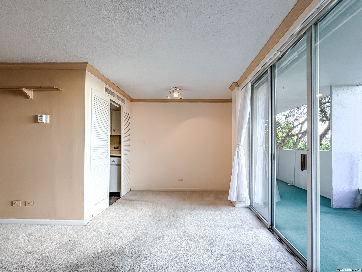 7039 SAN PEDRO AVE, ,  78216 — photo 1