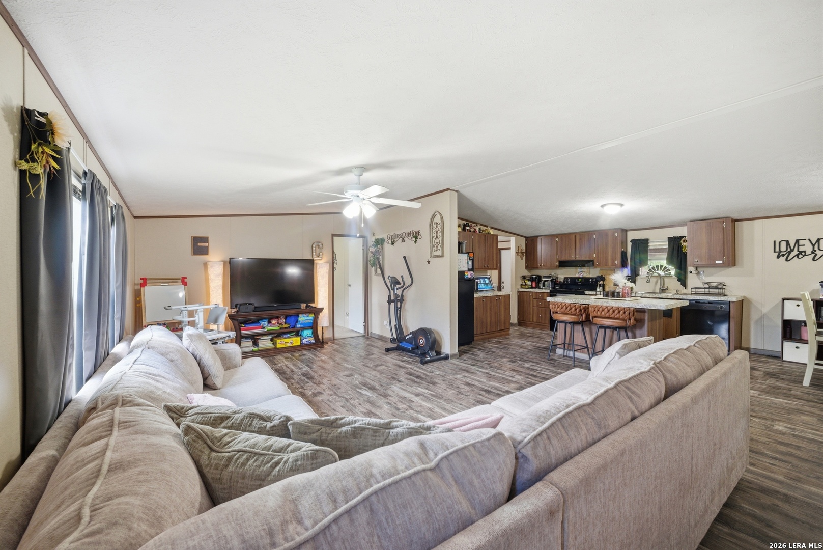 918 County Road 7711, ,  78016 — photo 1