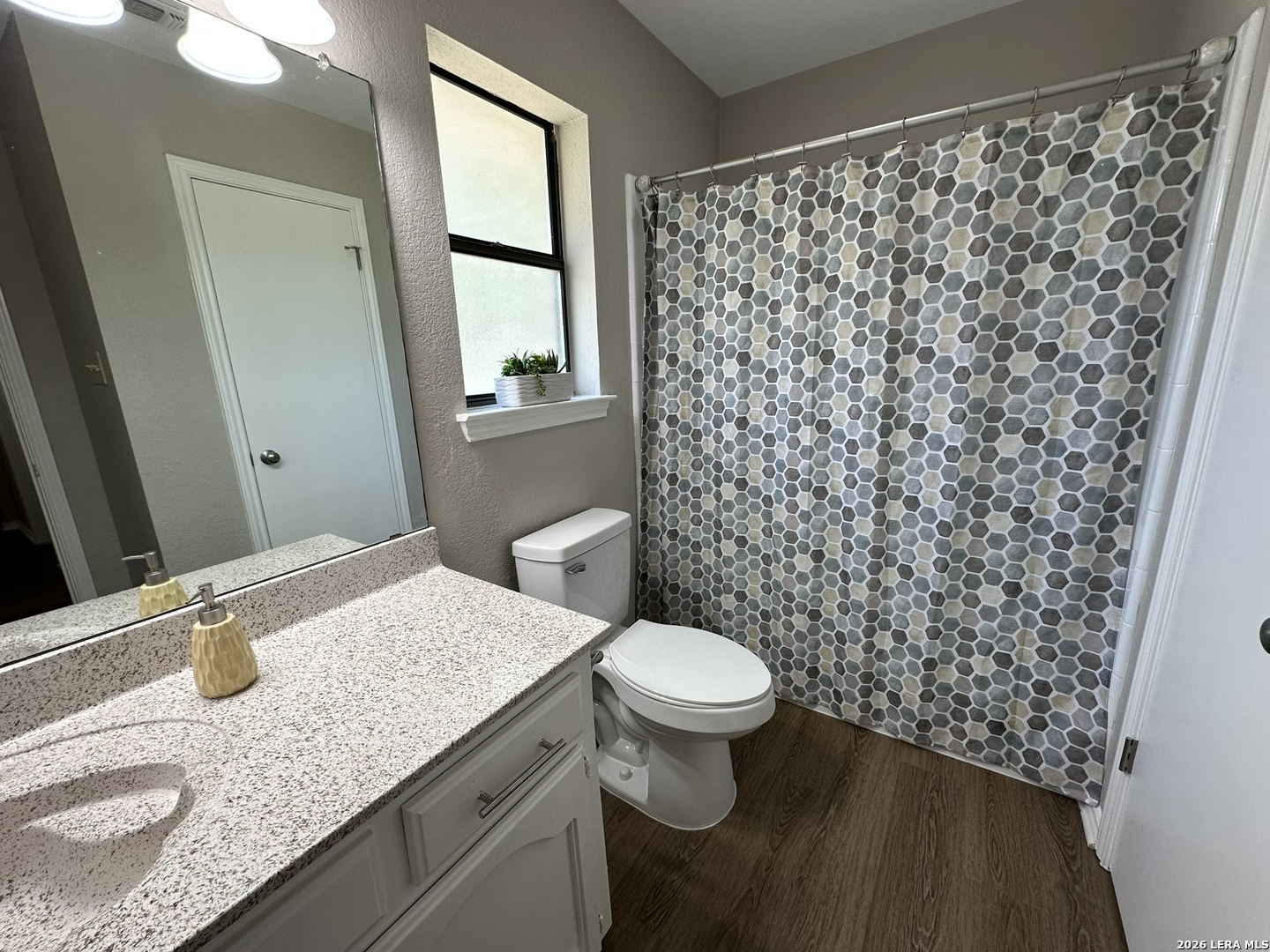 1513 PRESTON DR, , 78155 — photo 1