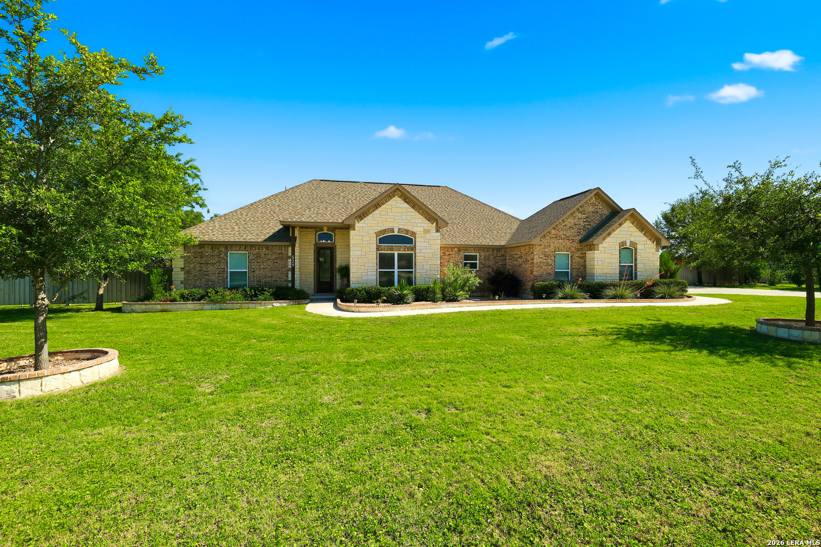 529 Double Gate, Castroville, TX 78009 — photo 1