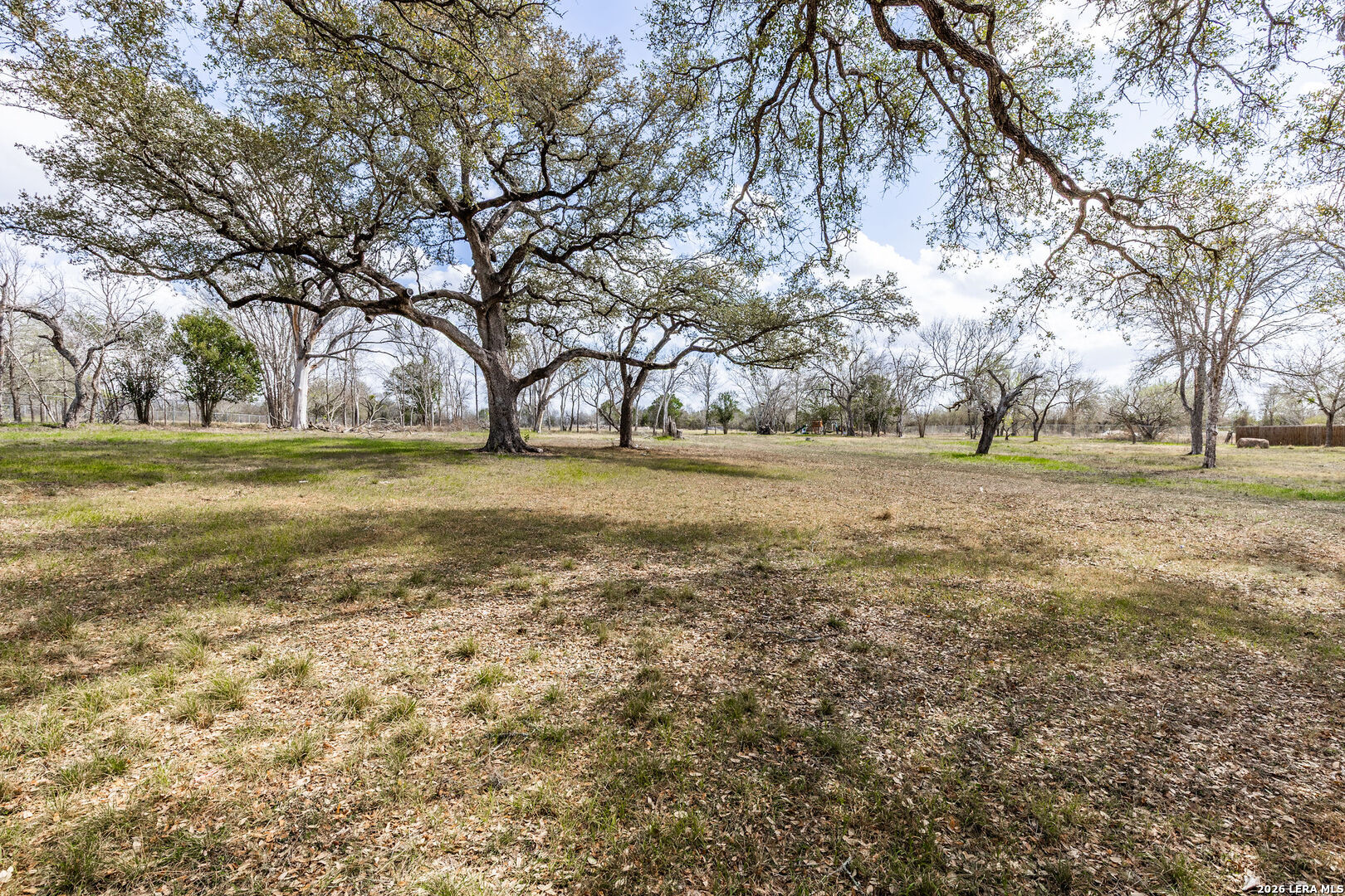 2071 E Us Highway 90, Seguin, TX 78155 — photo 1