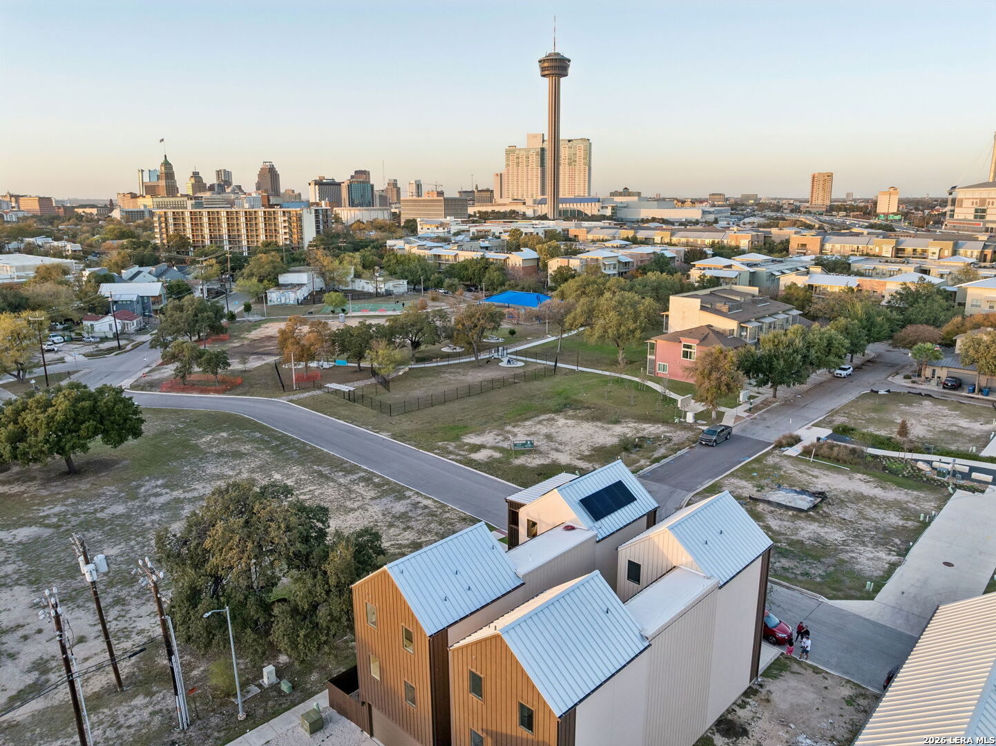 502 McMonigal, San Antonio, TX 78210 — photo 1