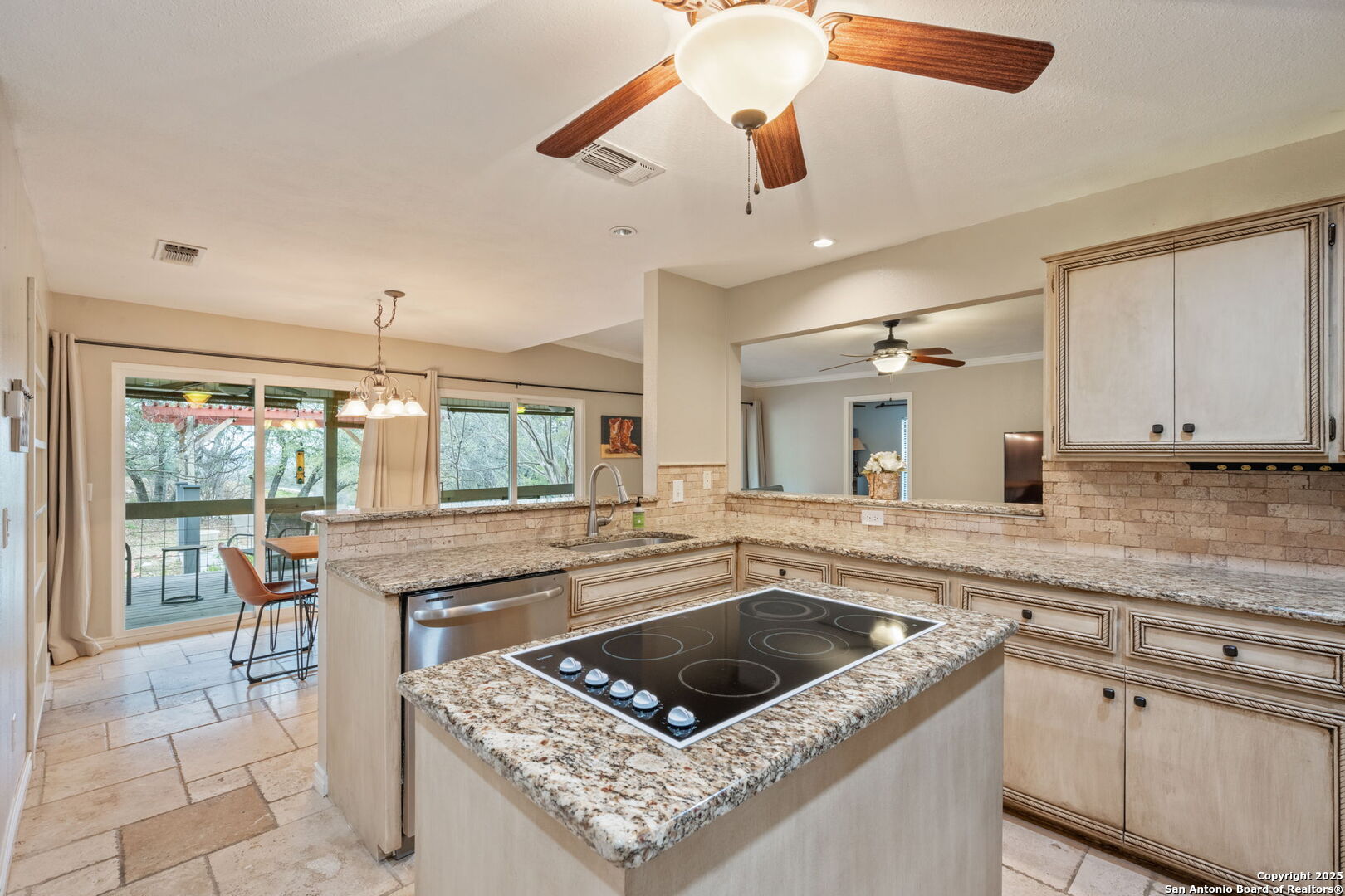 110 Highlands Blvd, , 78657 — photo 1