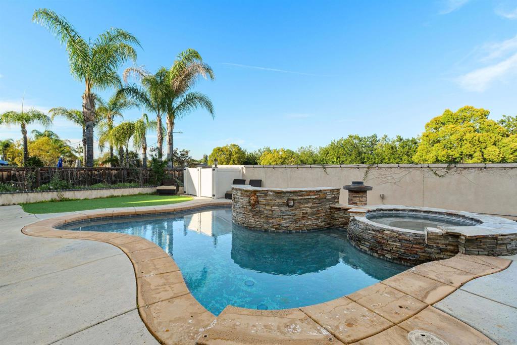 24248 Golden Mist Dr, Murrieta, CA 92562 — photo 1