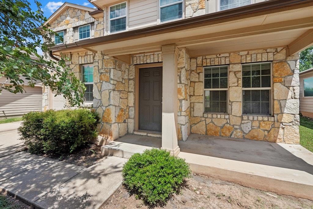 458 Nottingham, Kyle, TX 78640 — photo 1