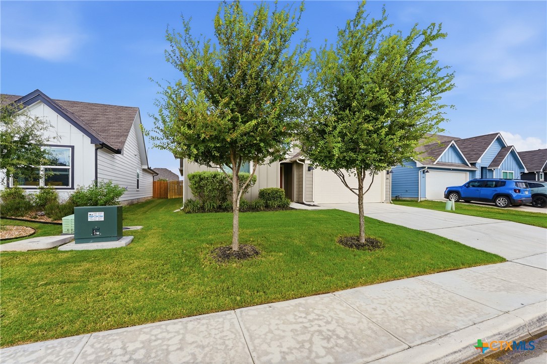 208 Ida Loop, Seguin, TX 78155 — photo 1