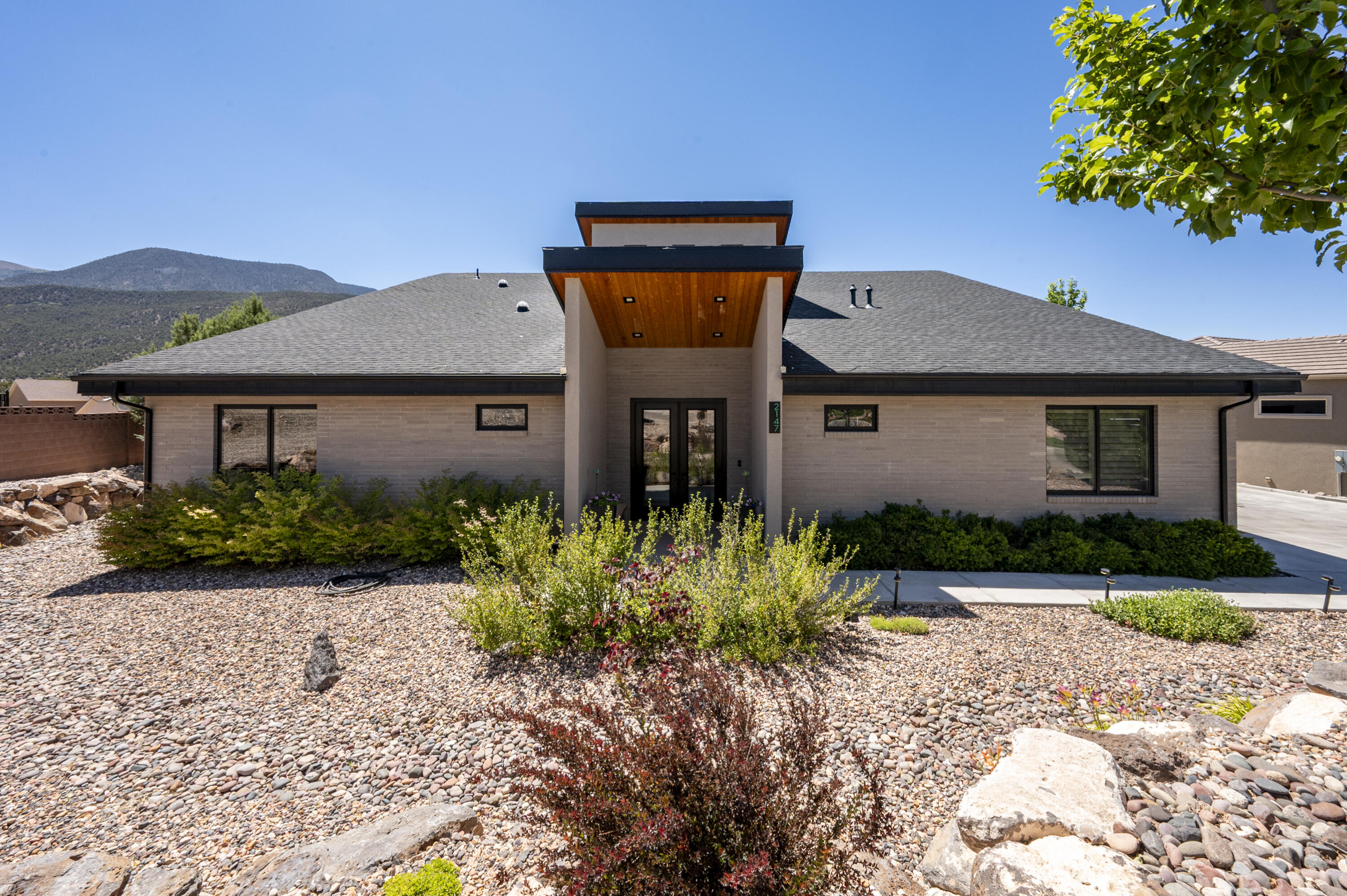 2147 S Hawk DR, Cedar City, UT 84720 — photo 1