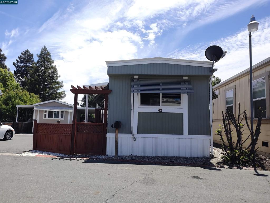 42 The Trees Dr, Concord, CA 94518 — photo 1