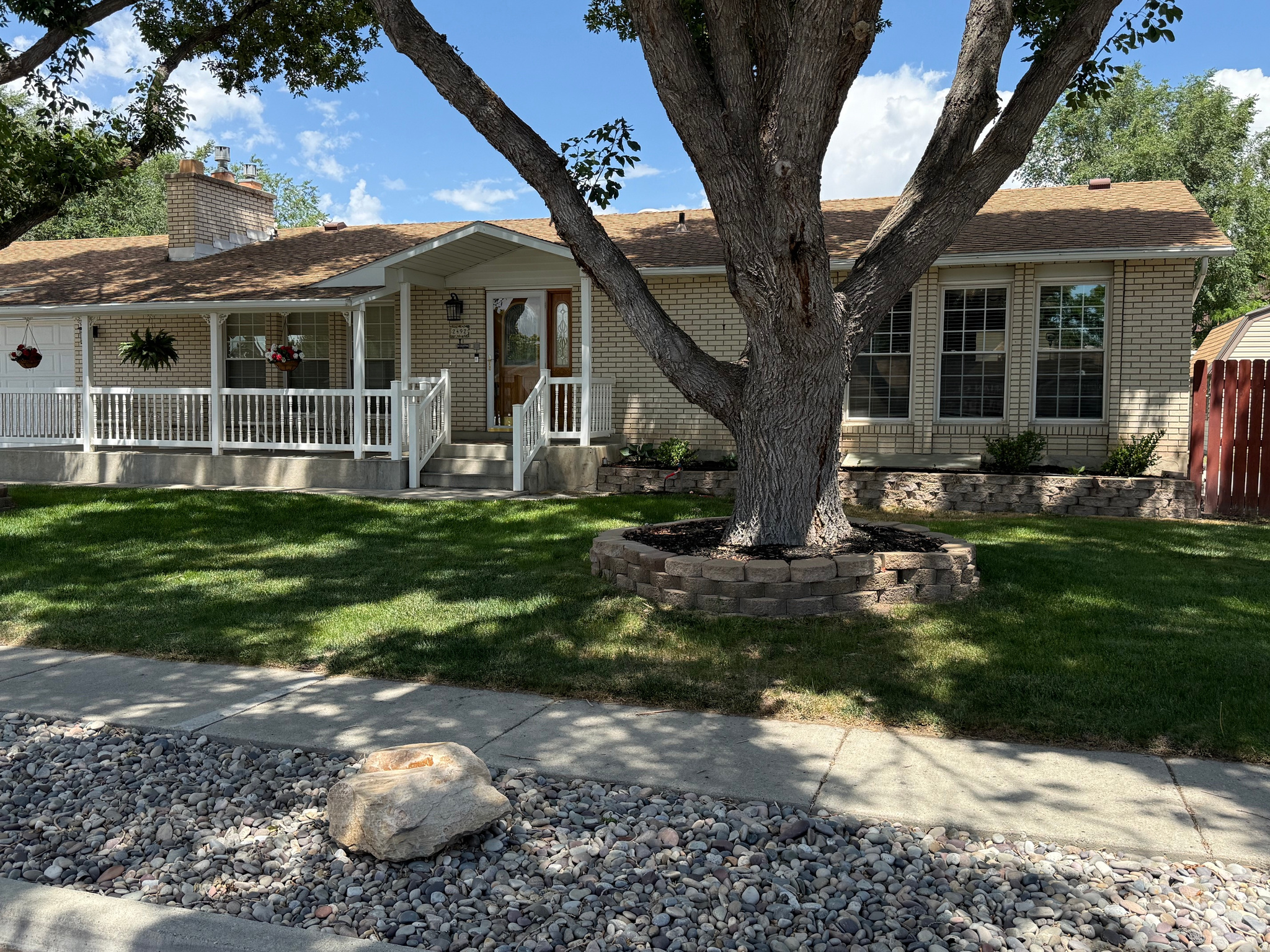 2492 W TIERRA ROSE DR, Taylorsville, UT 84129 — photo 1