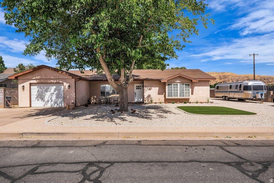 202 N 470 W, La Verkin, UT 84745 — photo 1