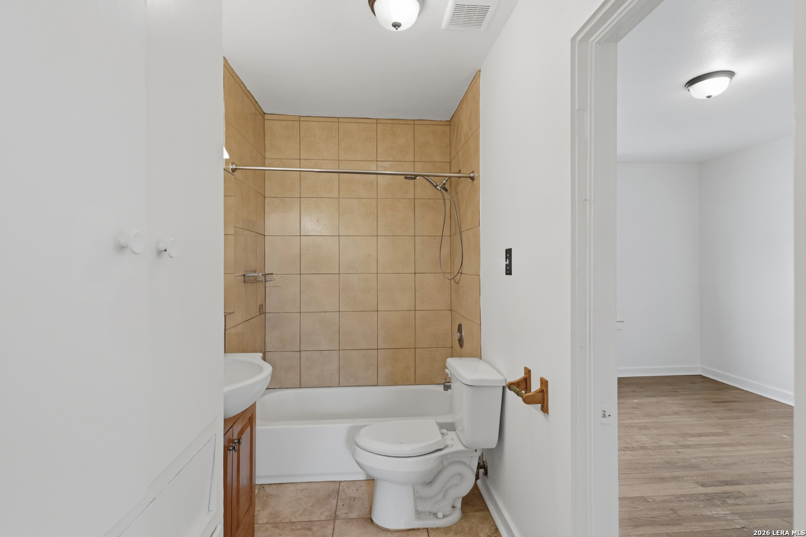11590 FOSTER RD, ,  78223 — photo 1