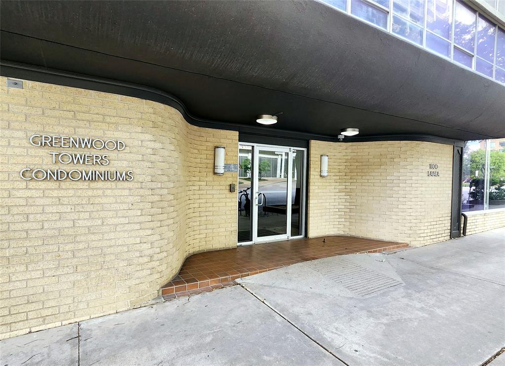 1800  Lavaca St  #A806, Austin, TX 78701 — photo 1