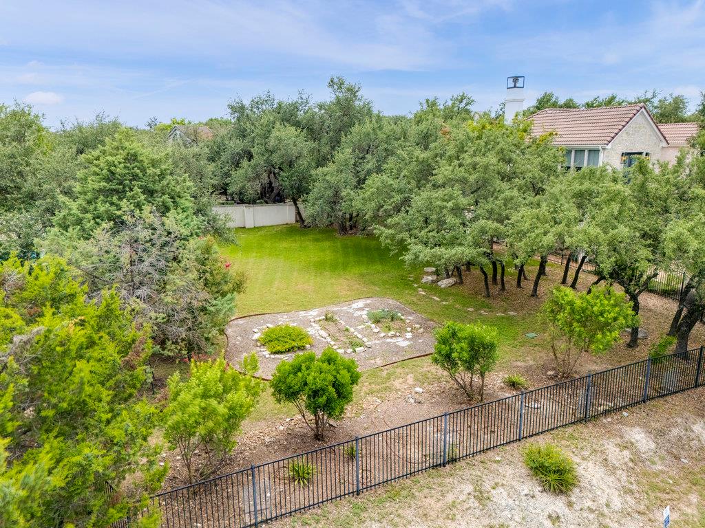 9  Wingreen Loop, The Hills, TX 78738 — photo 1