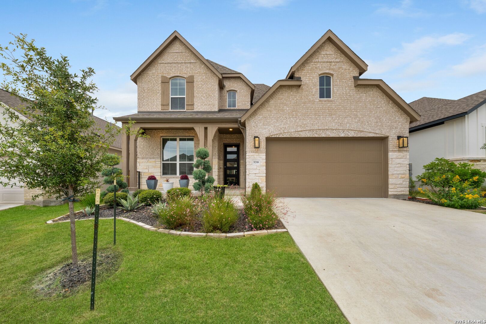 5718 HURON DR, New Braunfels, TX 78130 — photo 1