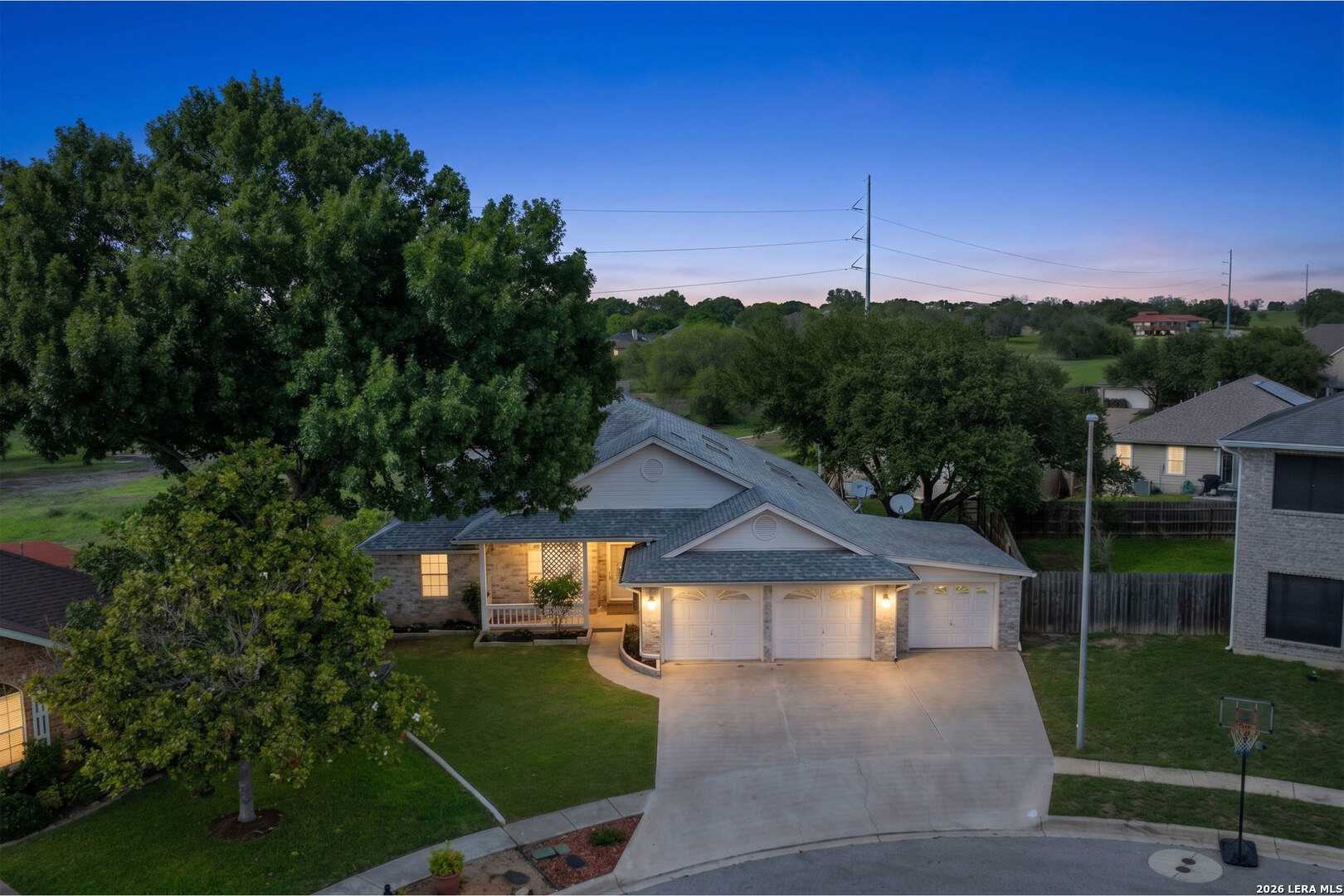 3421 SHERWIN DR, Schertz, TX 78108 — photo 1
