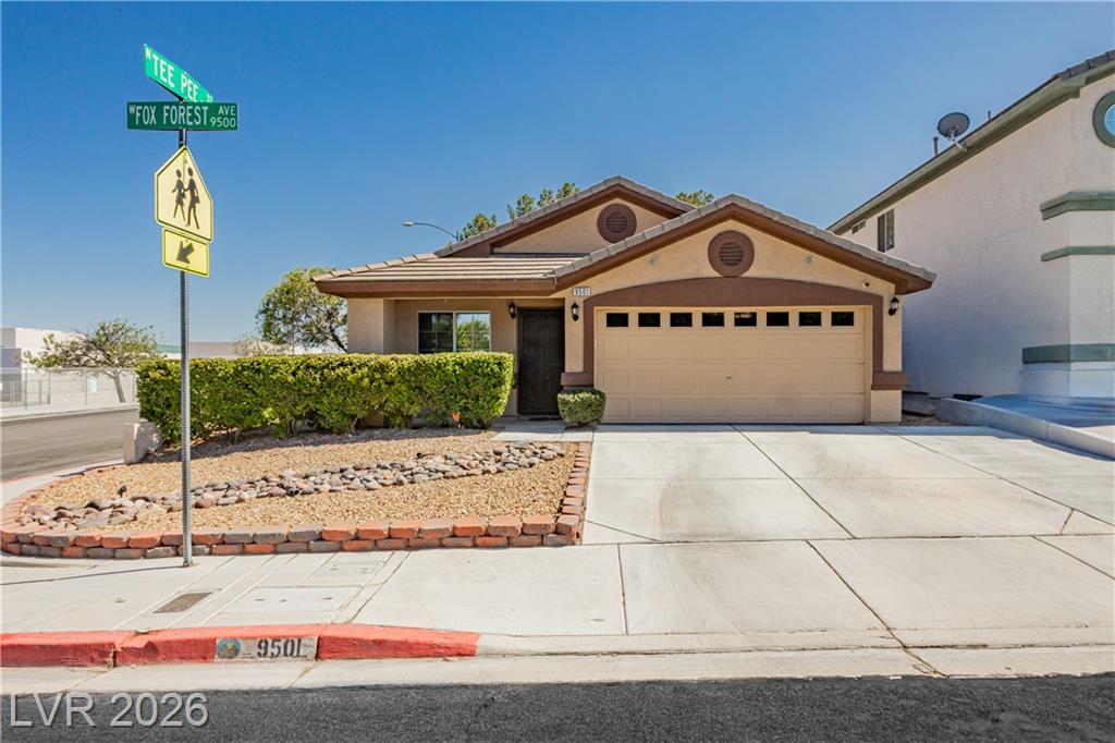 9501 Fox Forest Avenue, Las Vegas, NV 89129 — photo 1