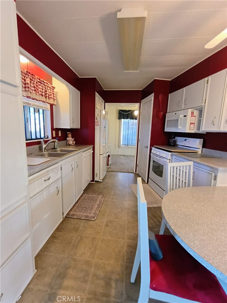 17640 Corkill Road 66, Desert Hot Springs, CA 92241 — photo 1