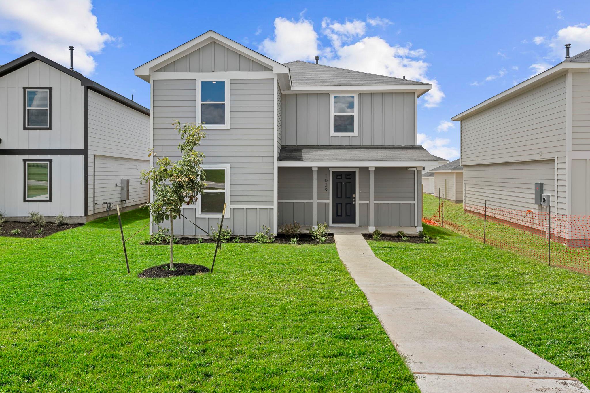 1039 Phantom Hill Blvd, Buda, TX 78610 — photo 1
