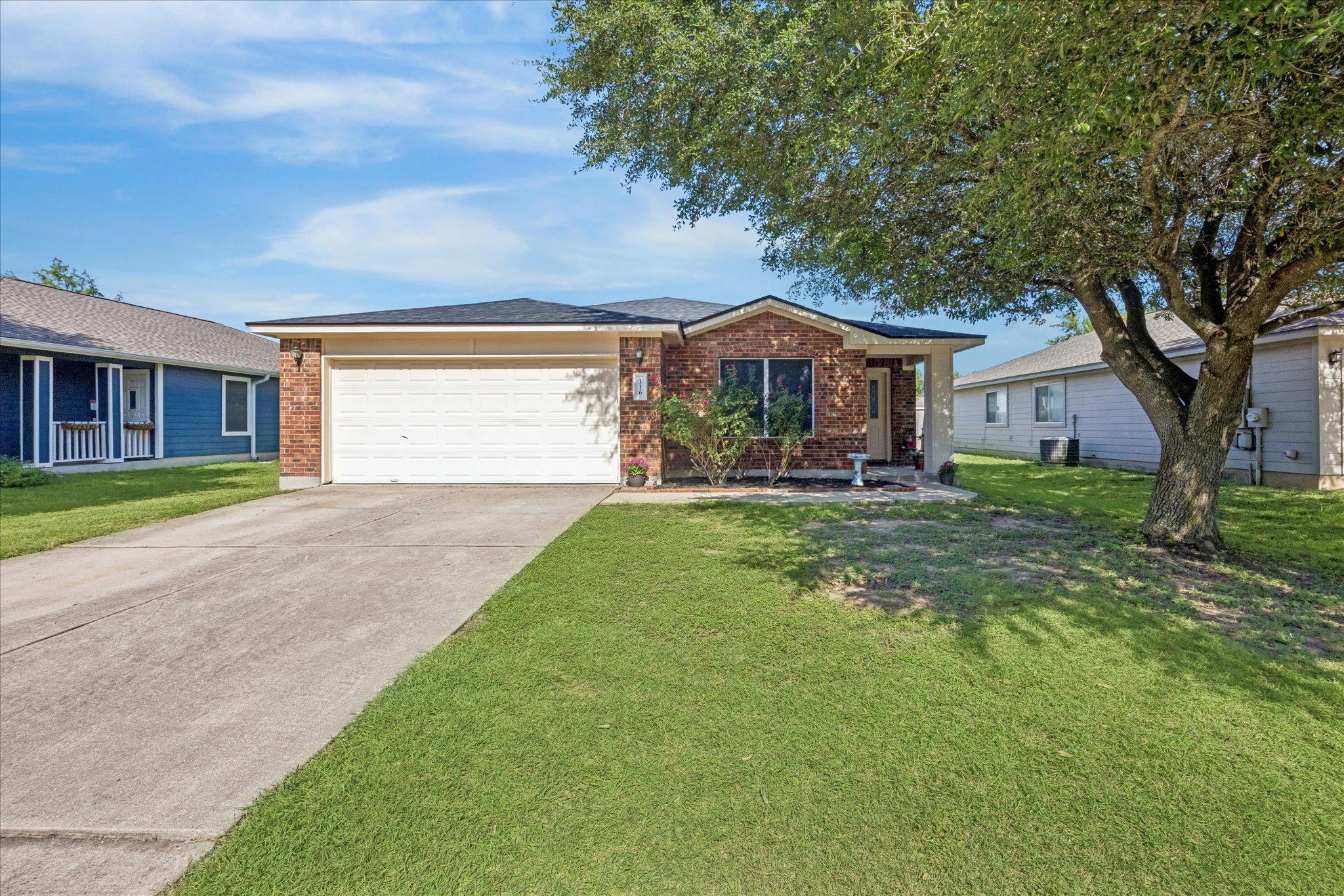 116  Quail Hollow Dr, Hutto, TX 78634 — photo 1