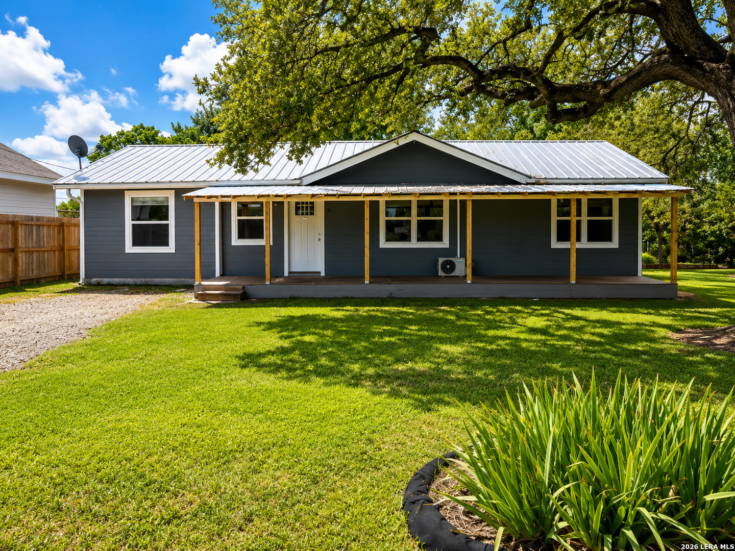 1668 Lakeview, Canyon Lake, TX 78133 — photo 1