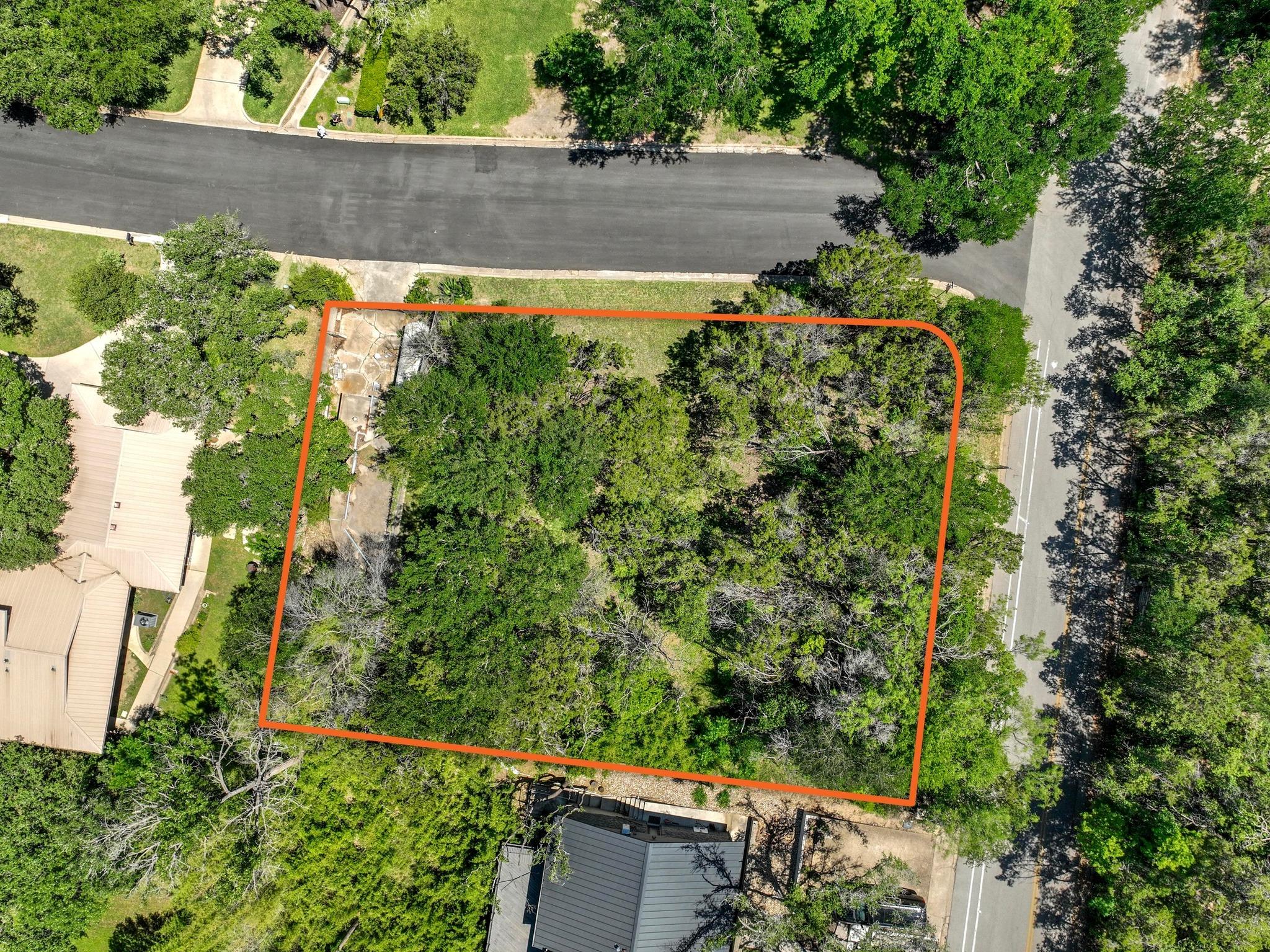 3311  Gentry Dr, West Lake Hills, TX 78746 — photo 1