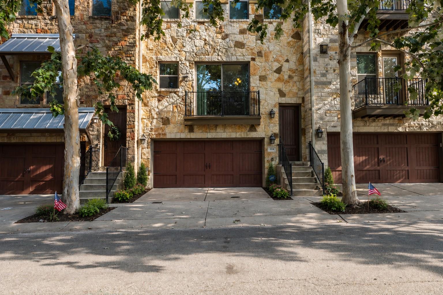 204  Adams St, Georgetown, TX 78628 — photo 1