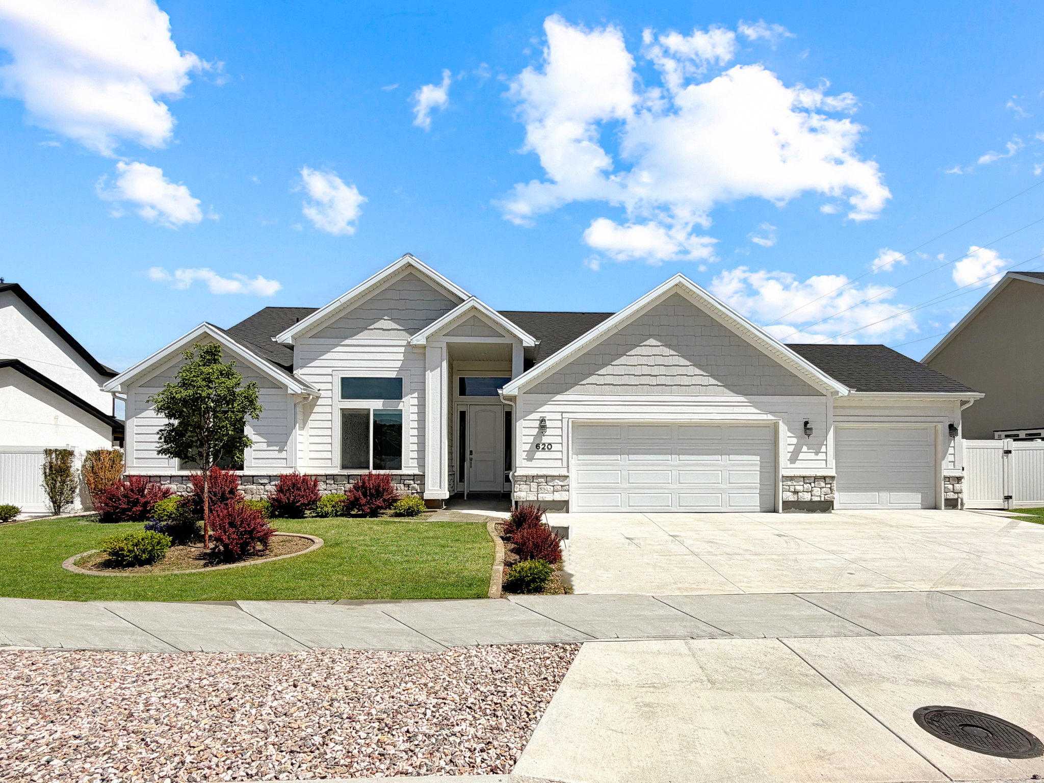 620 E RIVERSIDE WAY, South Weber, UT 84405 — photo 1