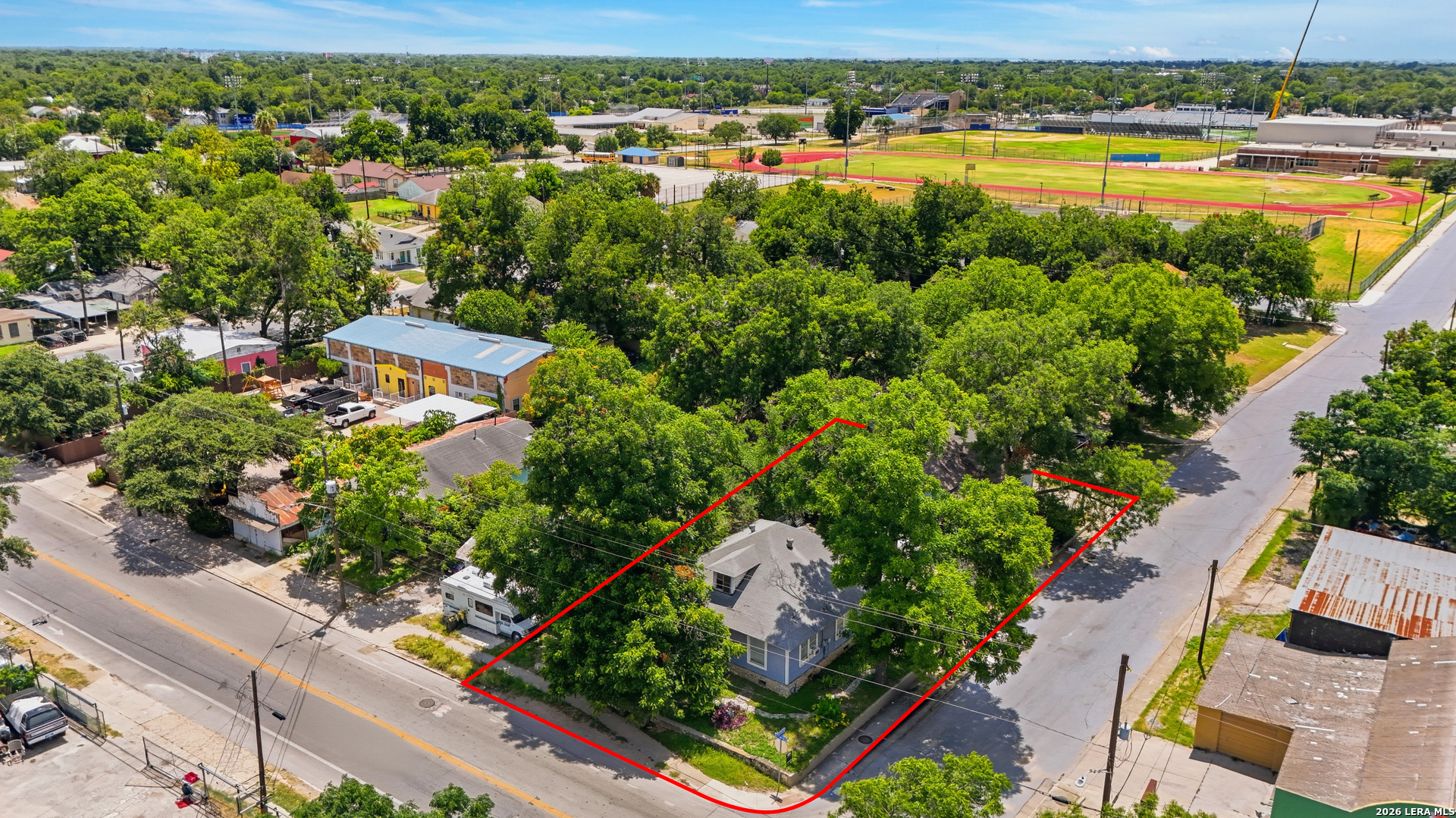 3201 S FLORES ST, San Antonio, TX 78204 — photo 1