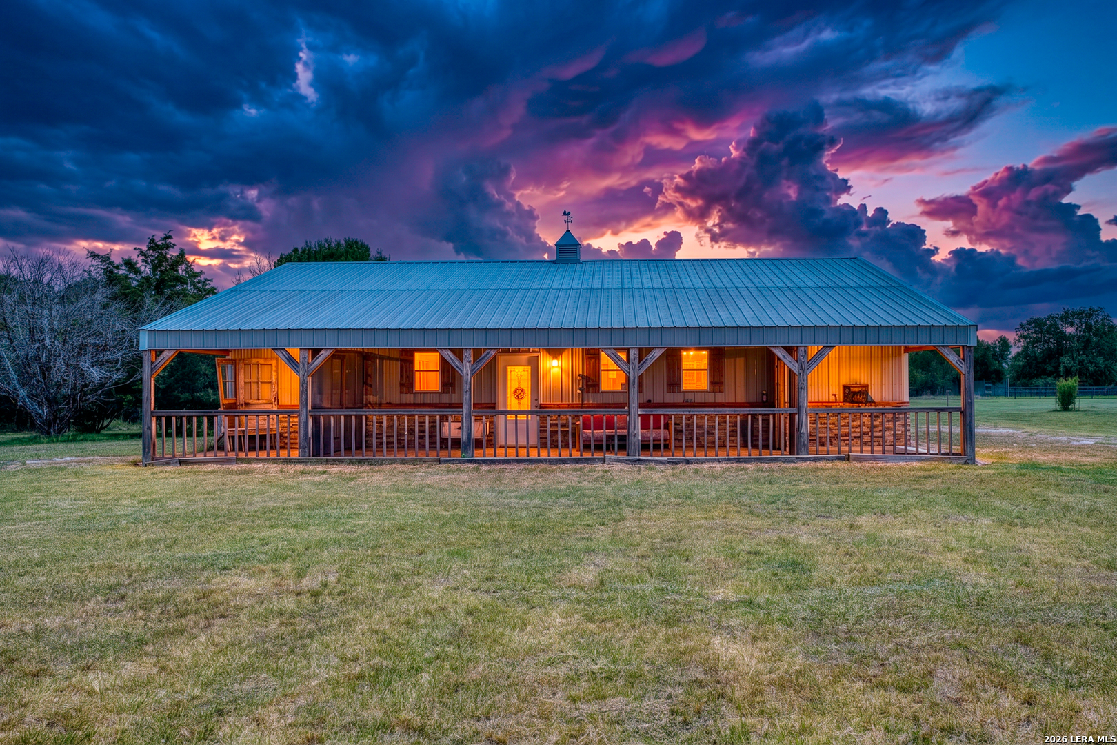 323 Buckskin Trl, Bandera, TX 78003 — photo 1