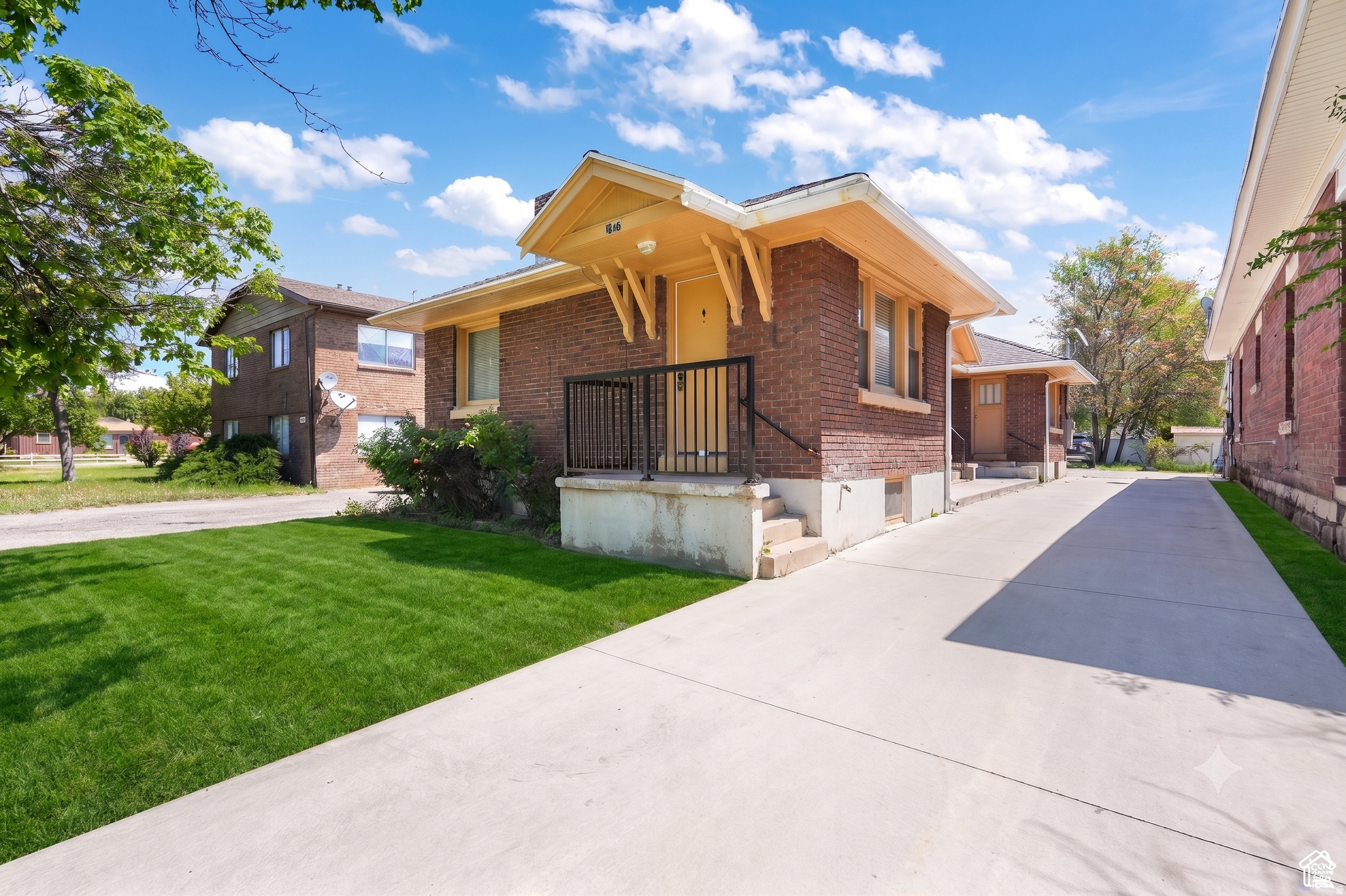2122  MONROE BLVD, Ogden, UT 84401 — photo 1