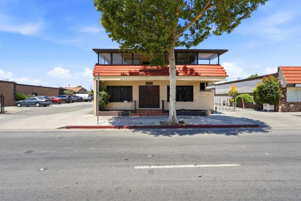 1565 Alum Rock Avenue, San Jose, CA 95116 — photo 1