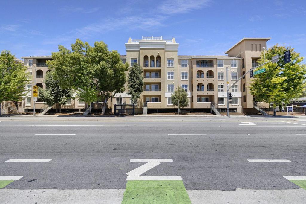 1445 Fruitdale Avenue 321, San Jose, CA 95128 — photo 1