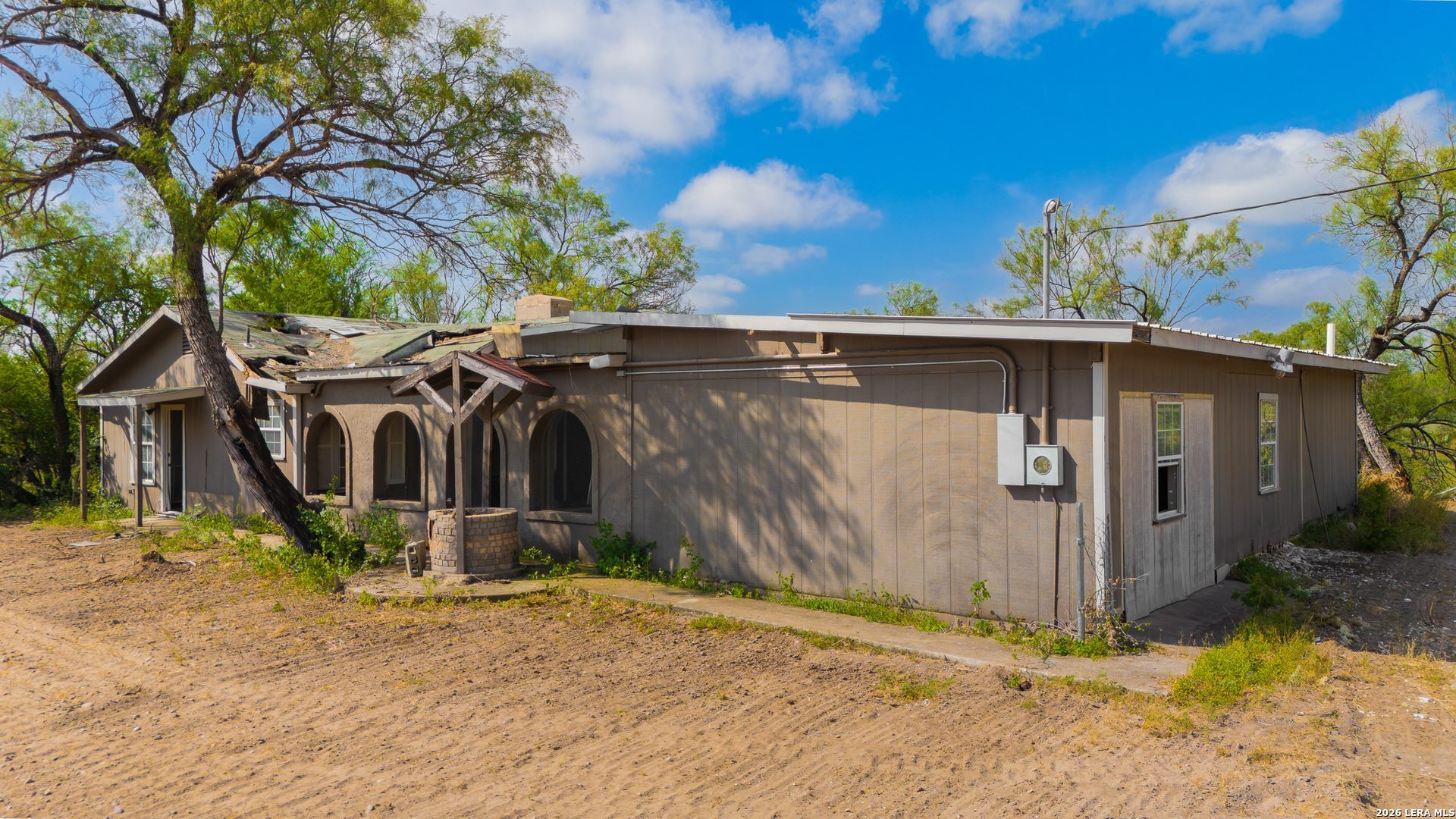 4293 County Road 531, Eagle Pass, TX 78852 — photo 1