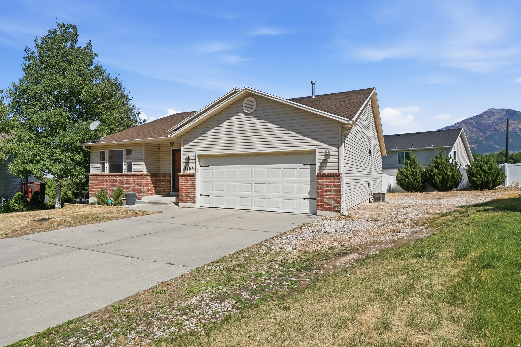 1485  OGDEN PEAK CIR, Ogden, UT 84404 — photo 1