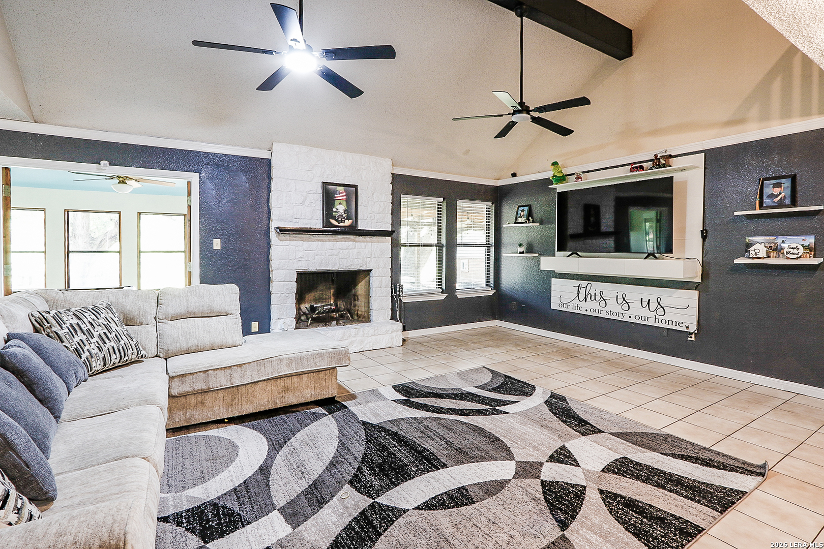 171 OAK LN, Brackettville, TX 78832 — photo 1