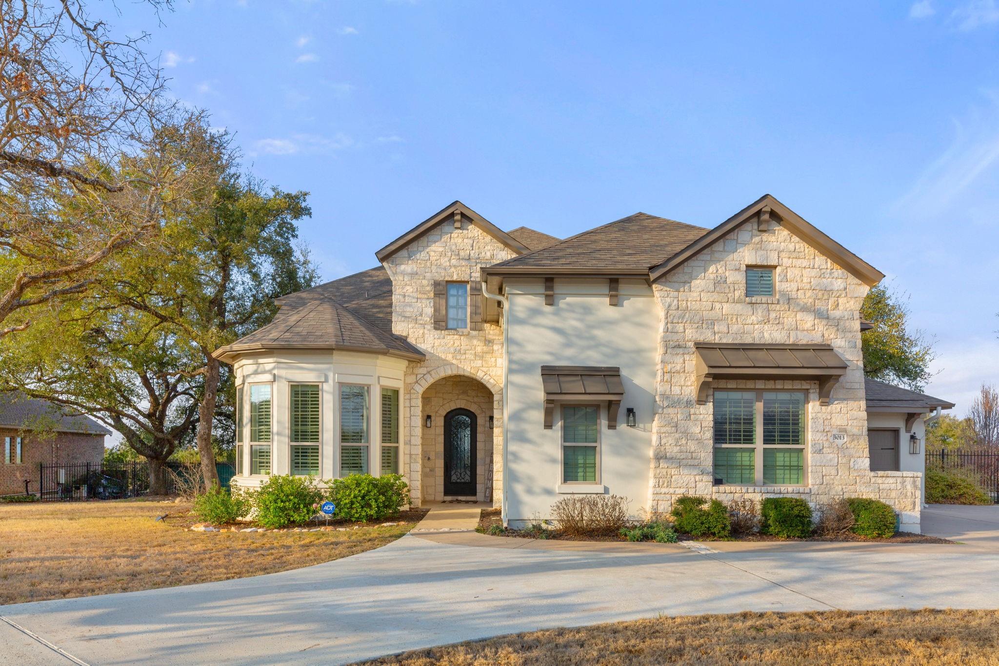 3013  Vista Heights Dr, Leander, TX 78641 — photo 1