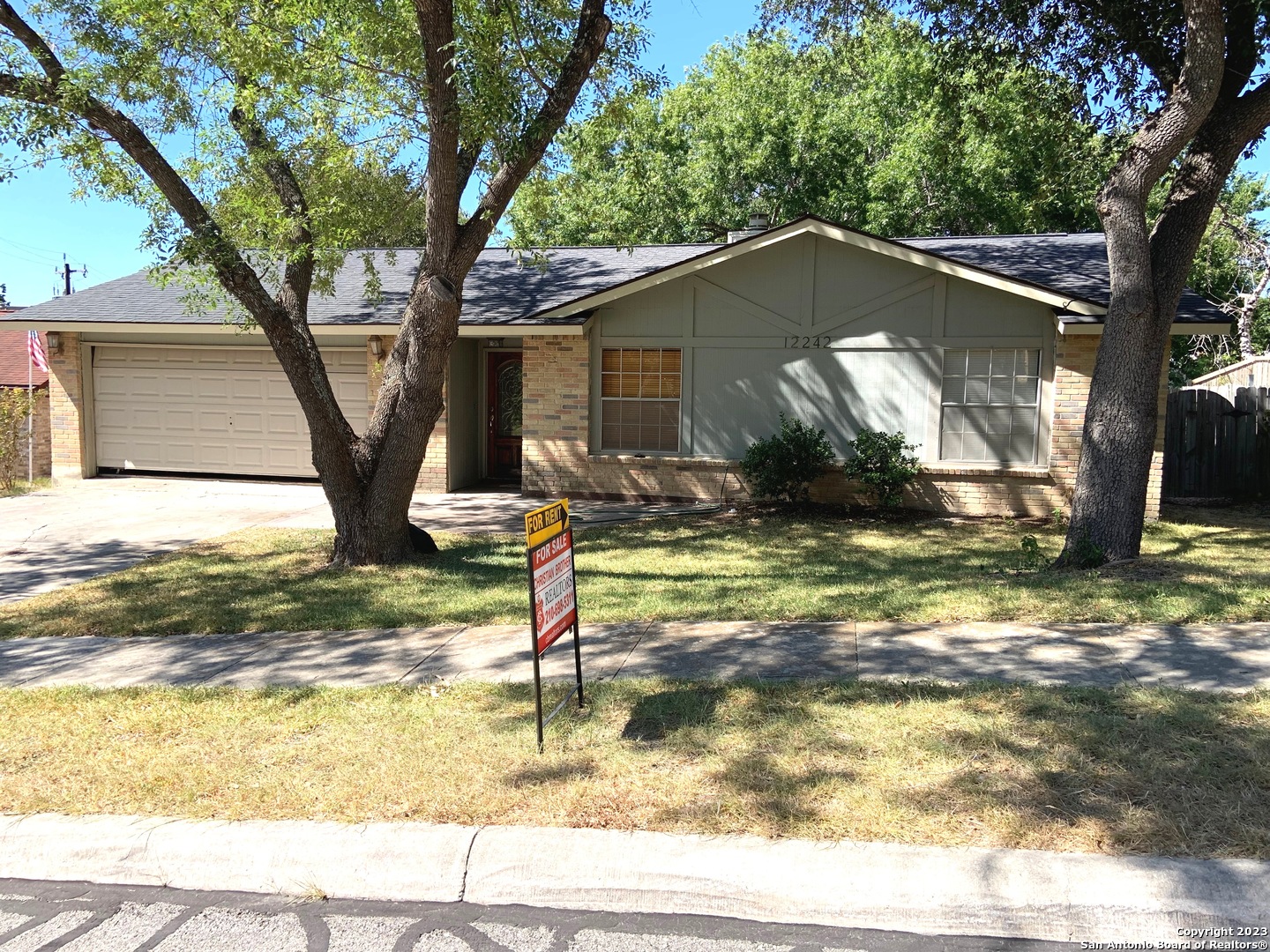 12242 Brownstone St, Live Oak, TX 78233 — photo 1