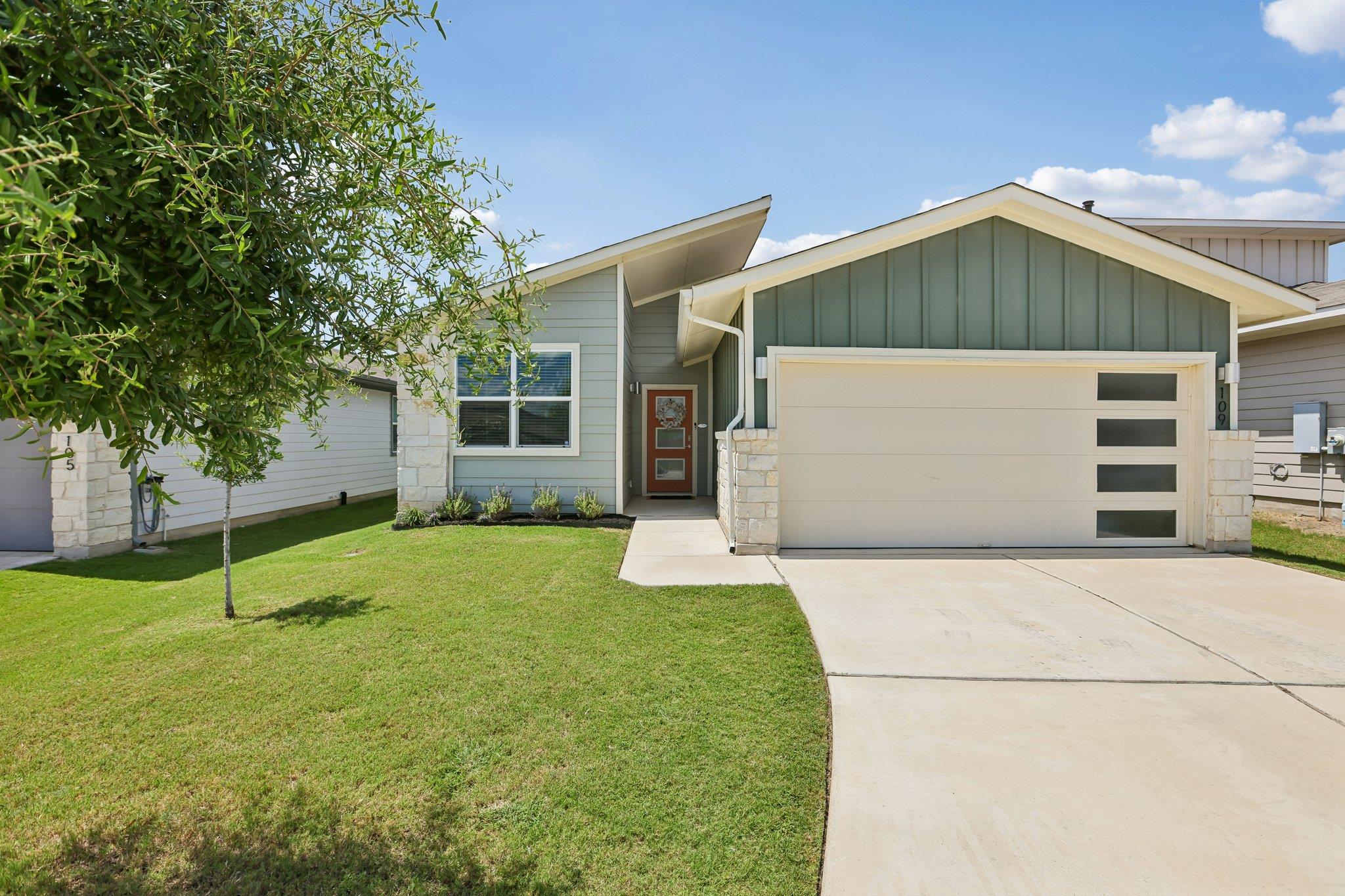 109  Filifera Ct, Leander, TX 78641 — photo 1