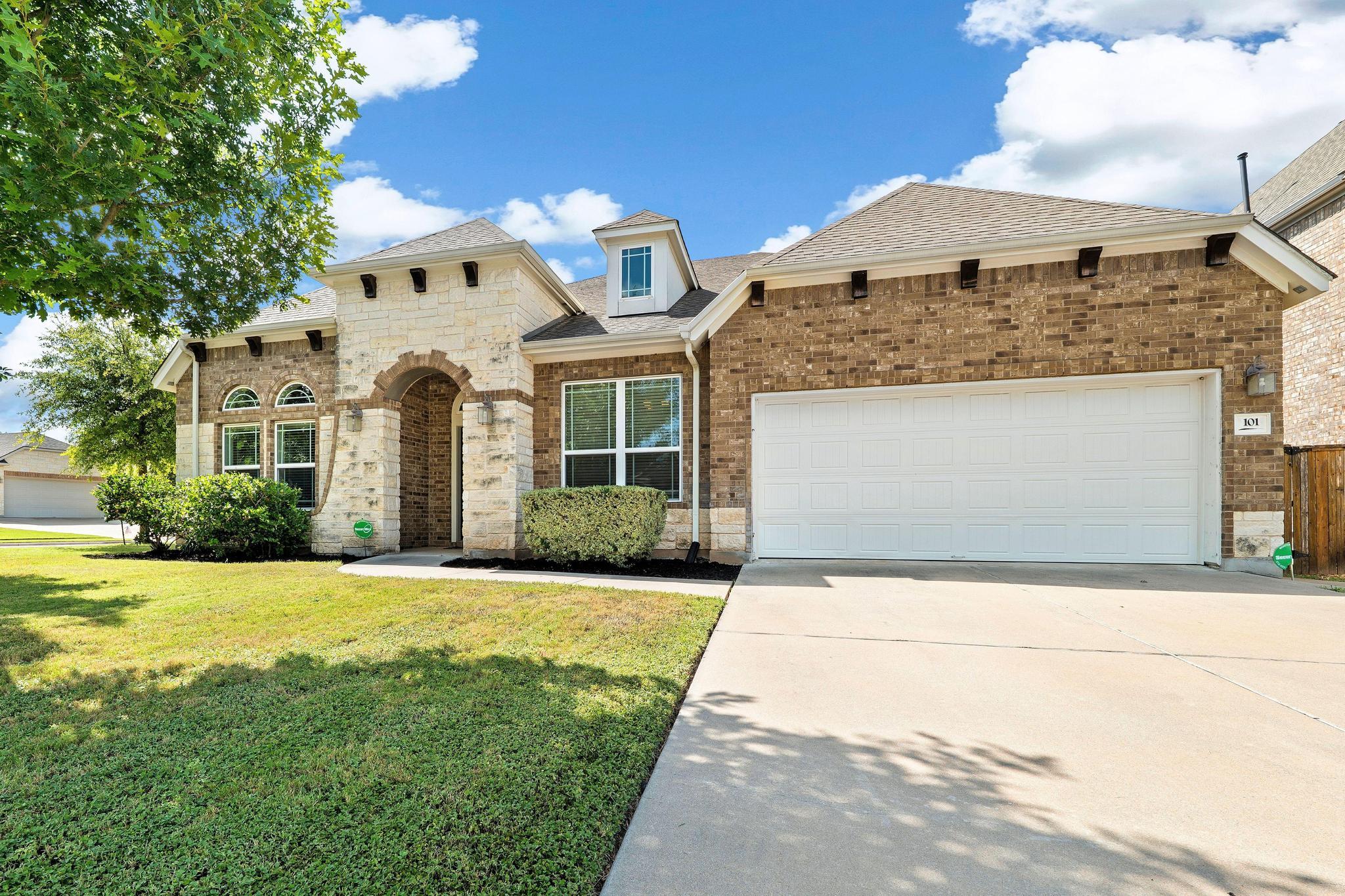 101 Canyon Lake Ln, Georgetown, TX 78628 — photo 1