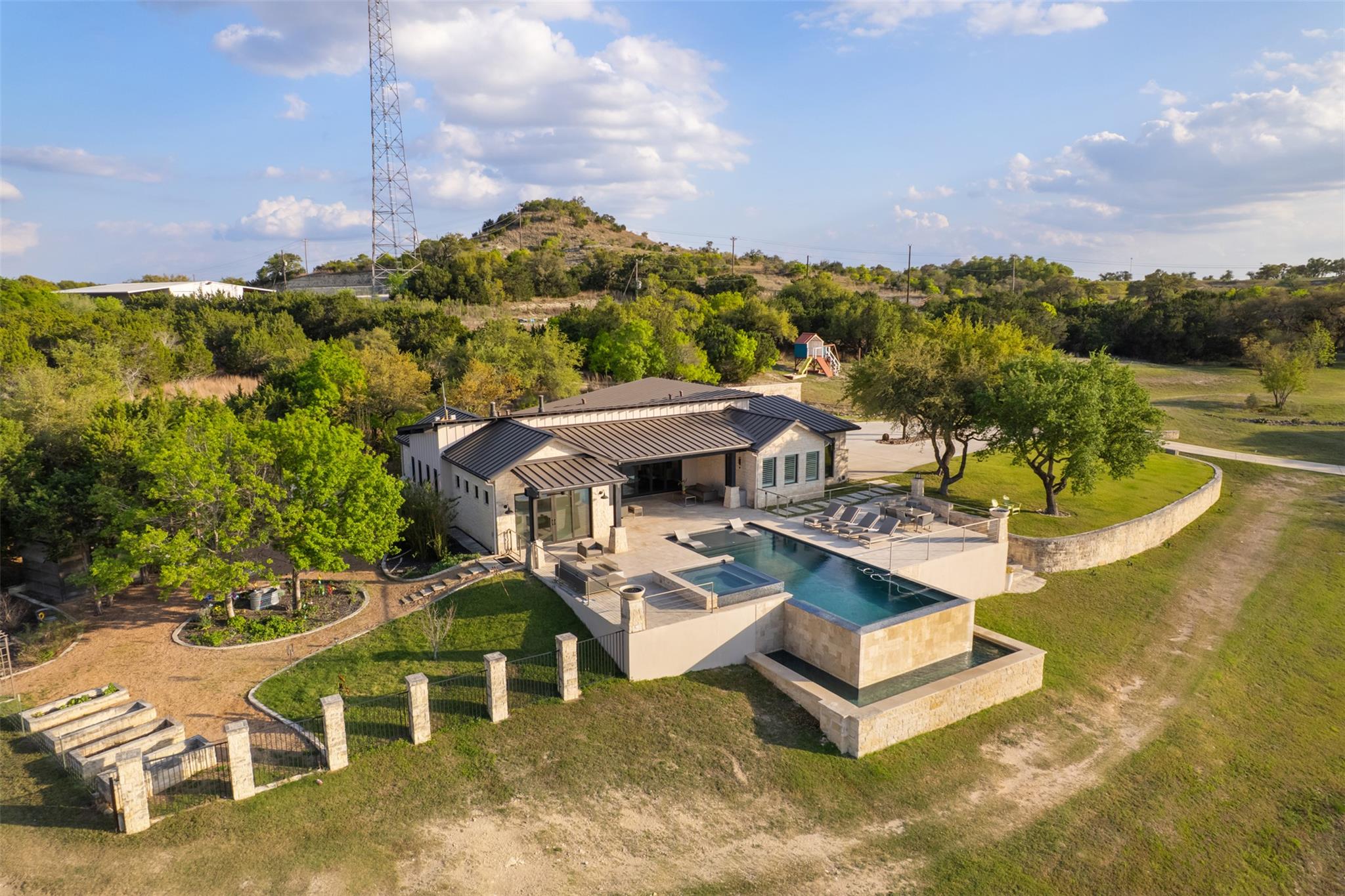 101 Rolling Hills Rd, Blanco, TX 78606 — photo 1
